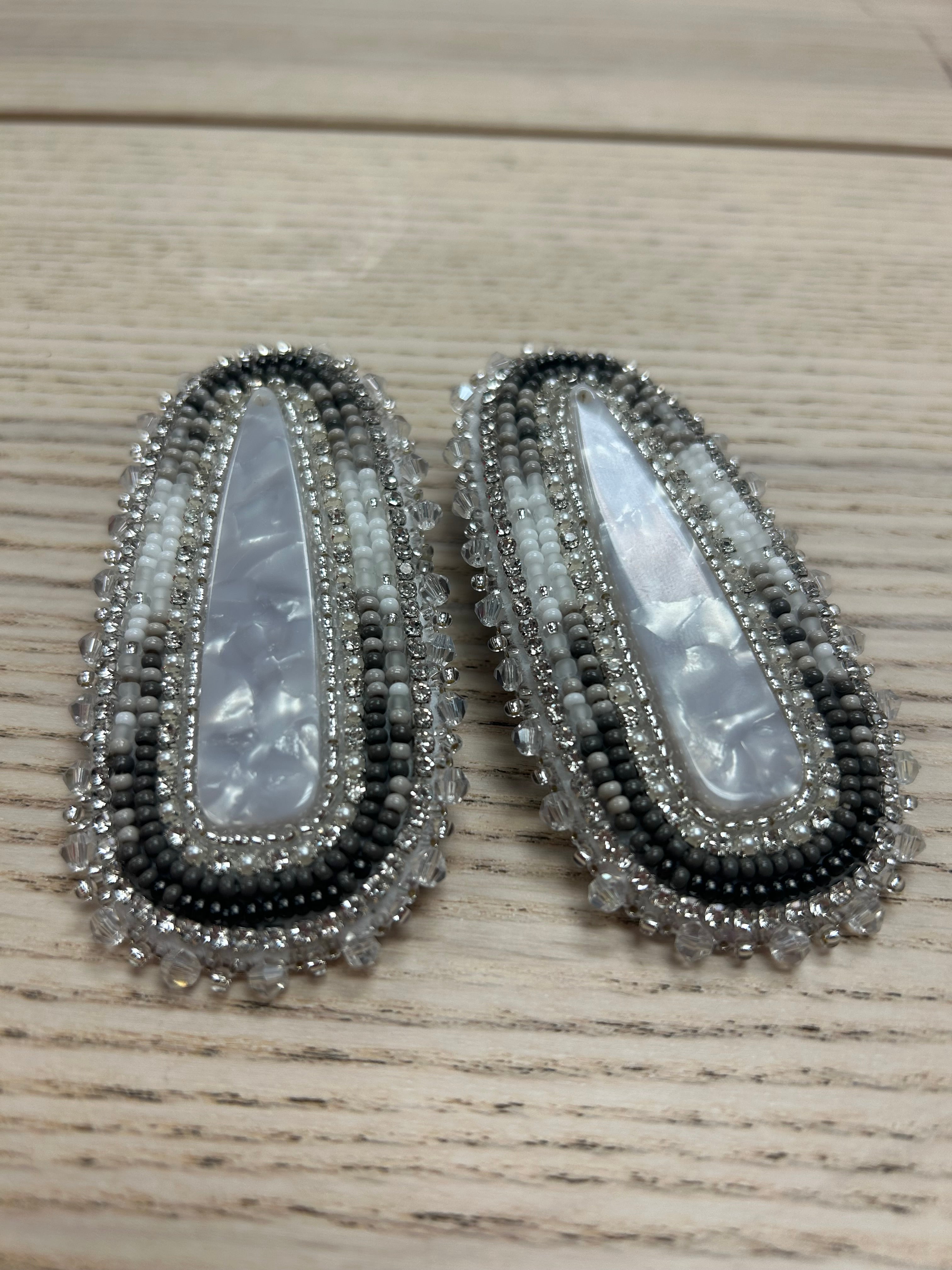 Karin Moen Grey and White Earrings