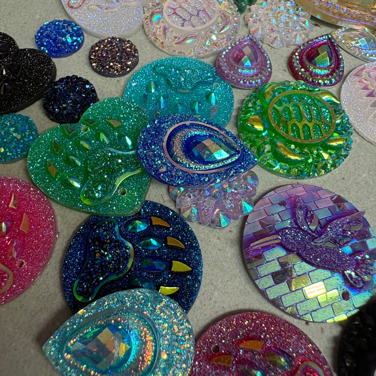 Single Cabochon