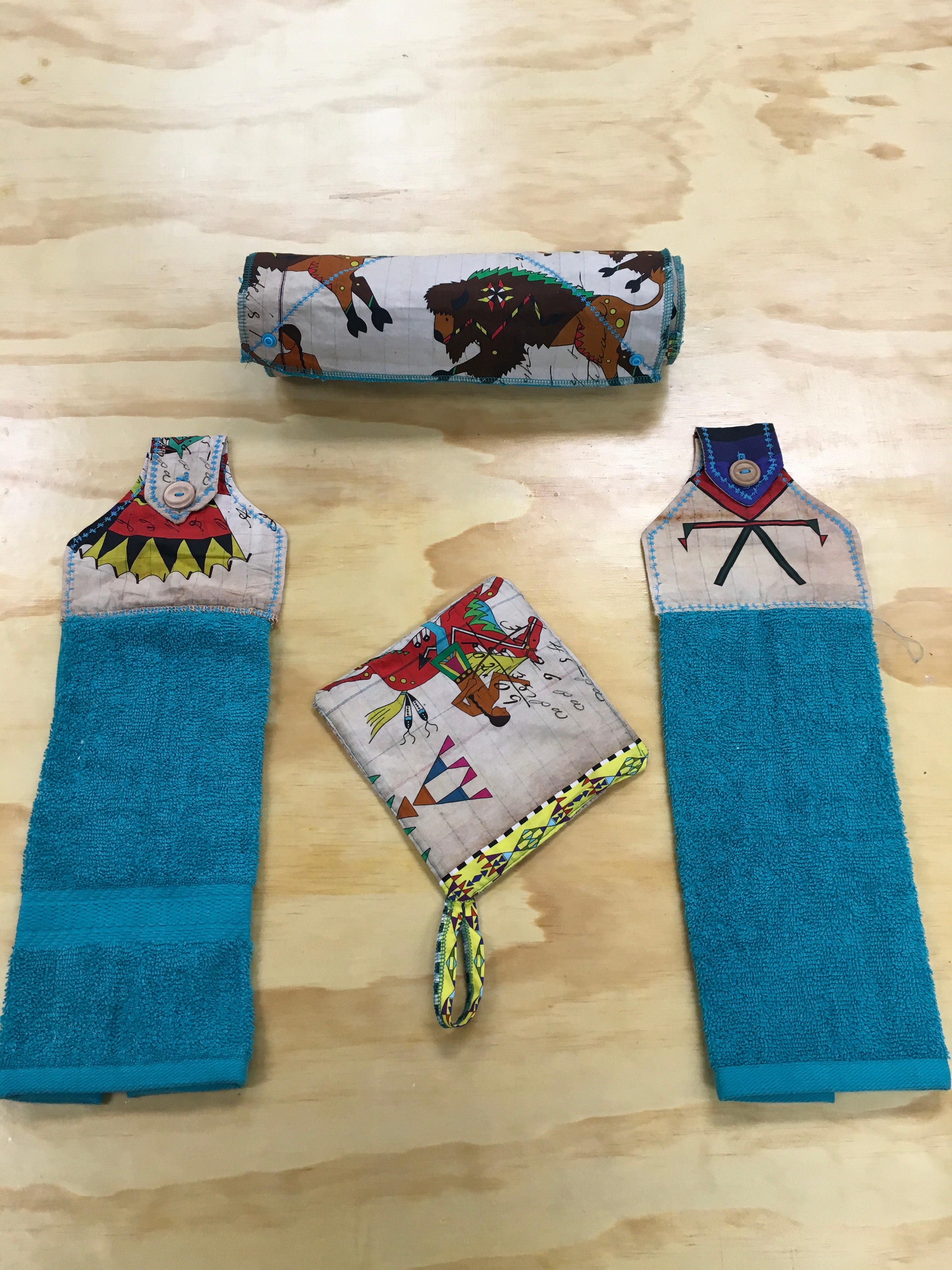 Turquoise Ledger Towel Set